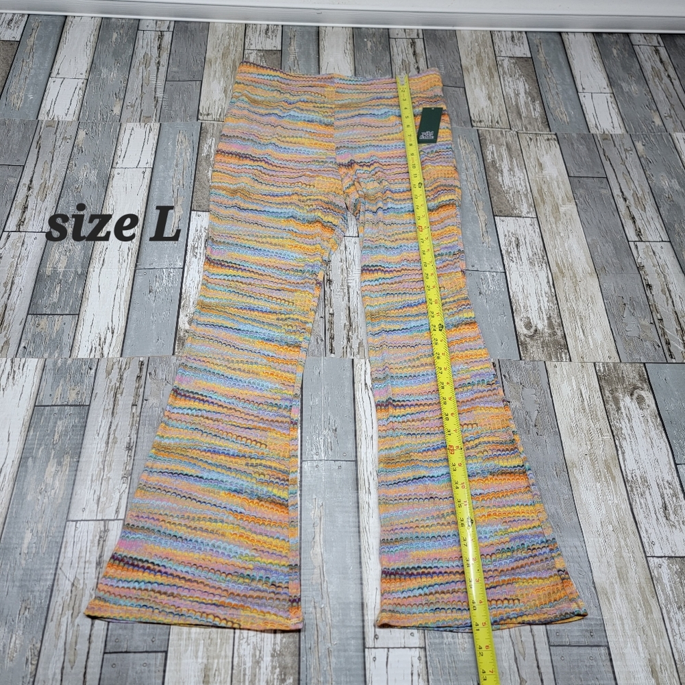 Wild Fable Mesh Flare Adaptive Yoga pants Yellow & Blue Space dye